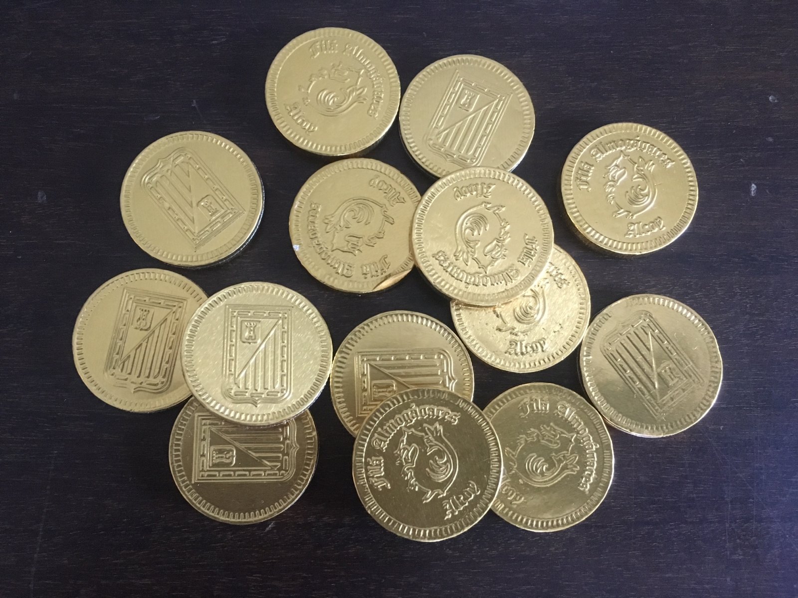 14 monedas de chocolate Llaganya