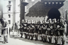 1973