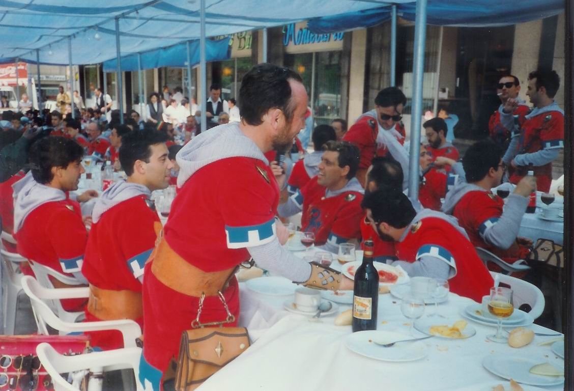 dinar entra 1993