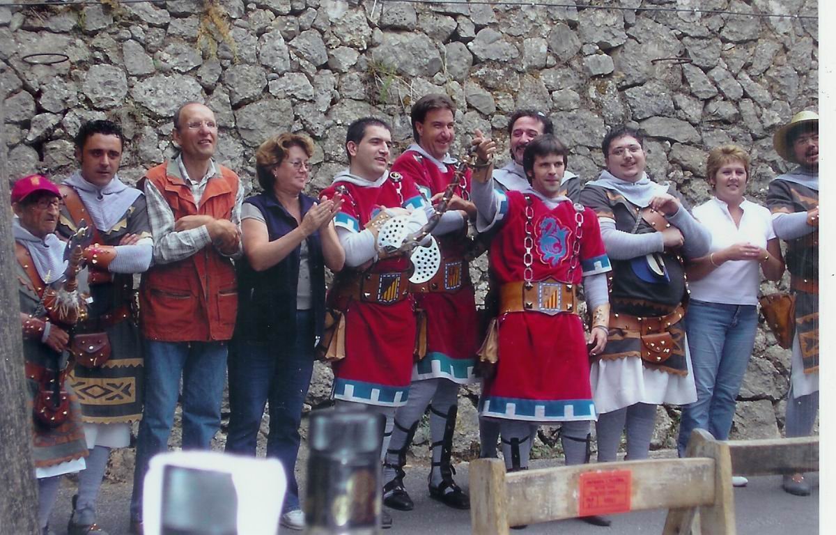 2004 (3)